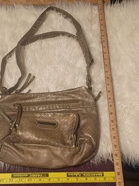 Stone Mountain Accessories Woven Shoulder Bag in Taupe Brown